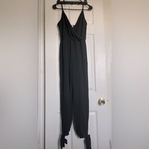 Women’s jumpsuit size M